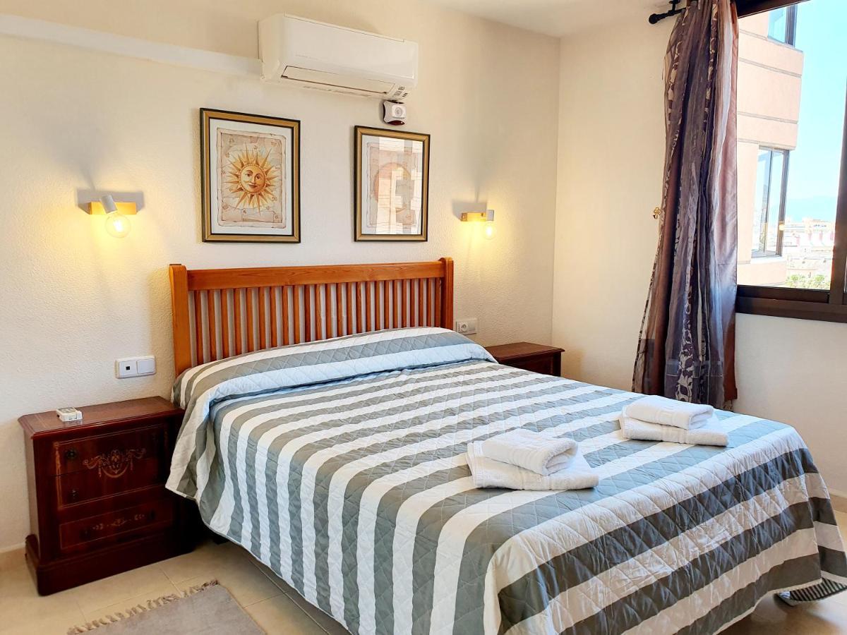 Marina Tower Apartment Fuengirola Ngoại thất bức ảnh